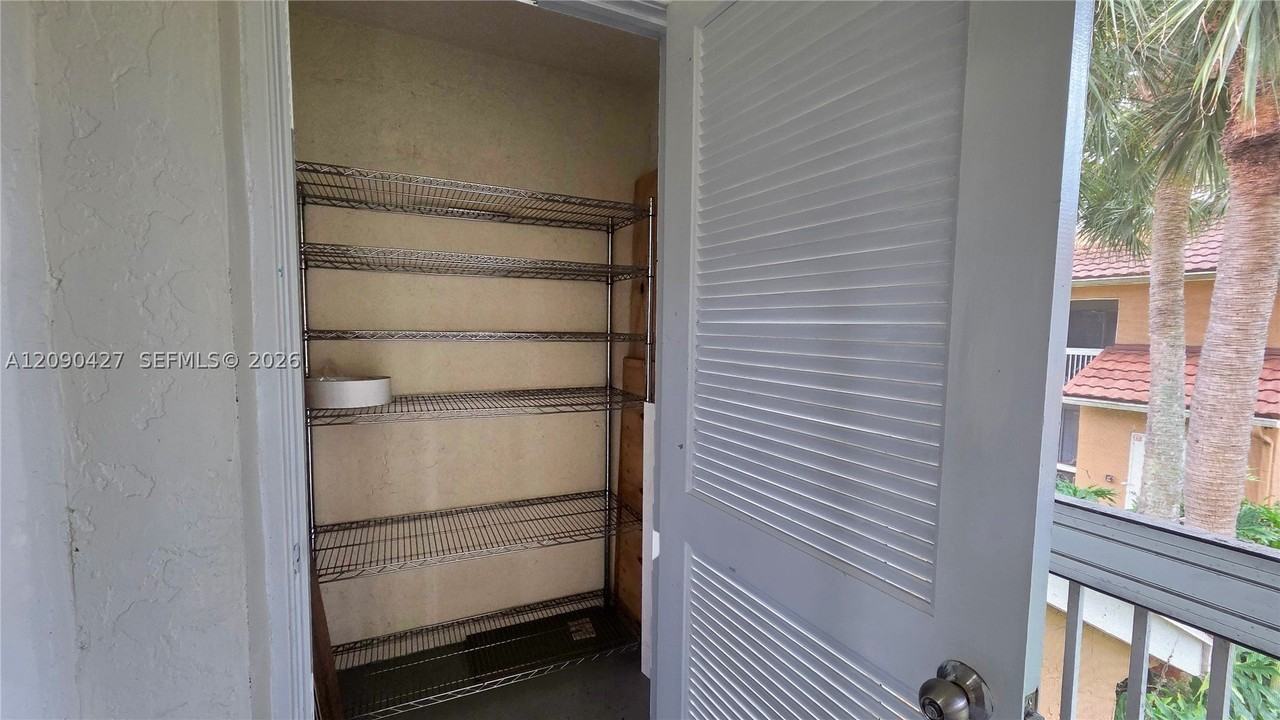 832 Nw 92nd Ave #932 - Photo 3 of 31