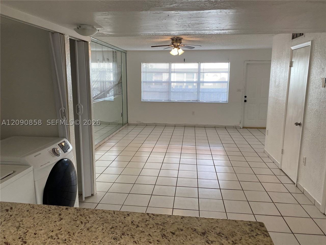 1460 Ne 151st St #102 - Photo 4 of 19