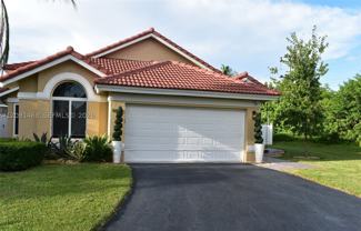 6810 Nw 28th Pl - Photo 1 of 1