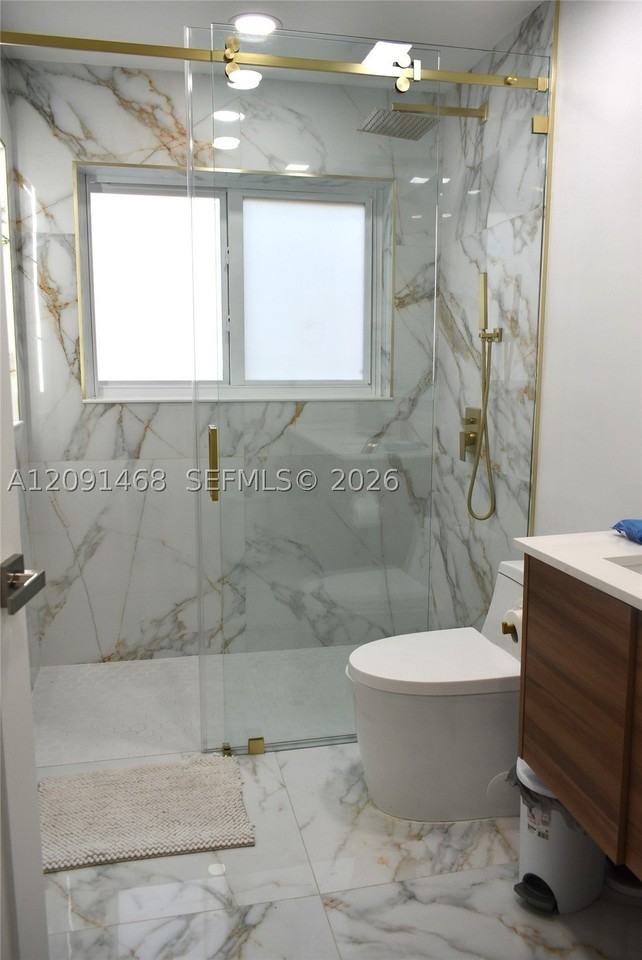 6810 Nw 28th Pl - Photo 5 of 15