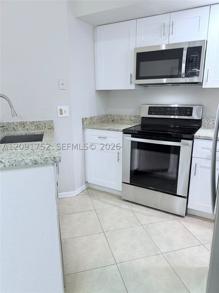 3480 Pinewalk Dr N #136 - Photo 5 of 19