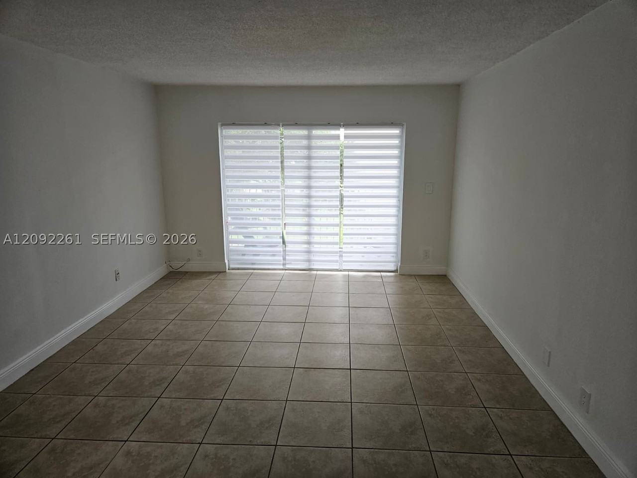 5201 Geneva Way #201 - Photo 5 of 16