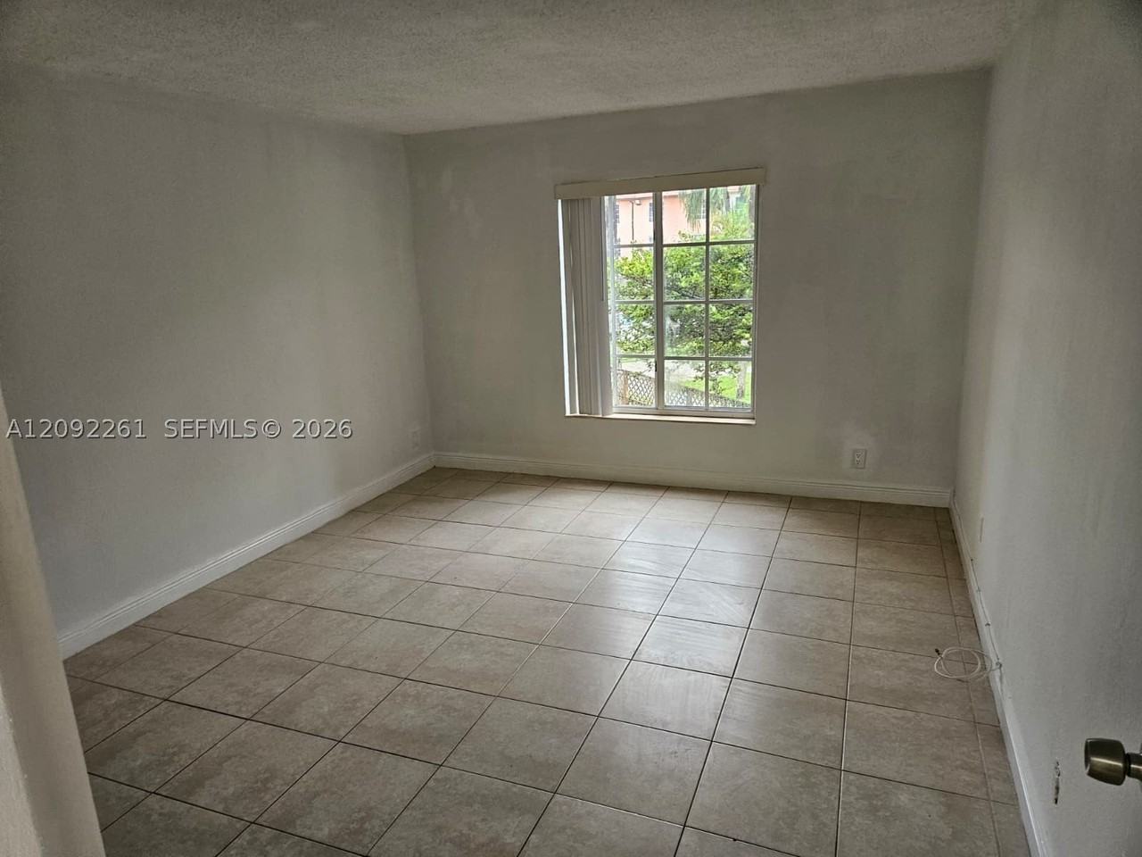 5201 Geneva Way #201 - Photo 6 of 16