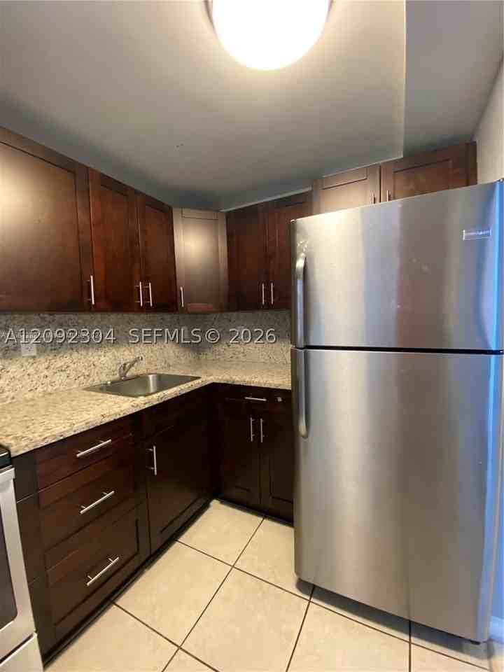 1735 W 60th St #M301 - Photo 6 of 29