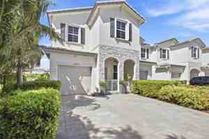 featured image of 2605 Se 10th St #2605