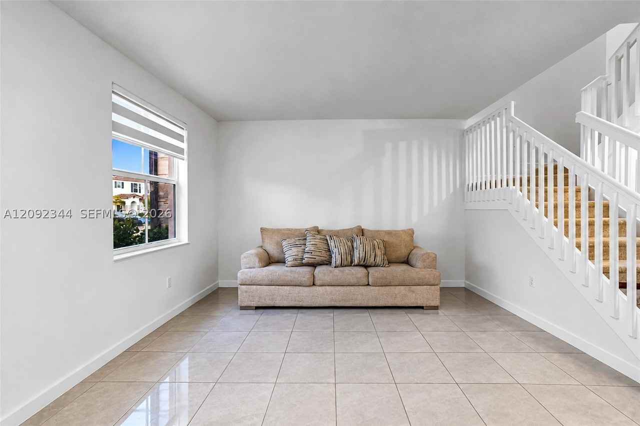 12065 Nw 24th Pl - Photo 4 of 32
