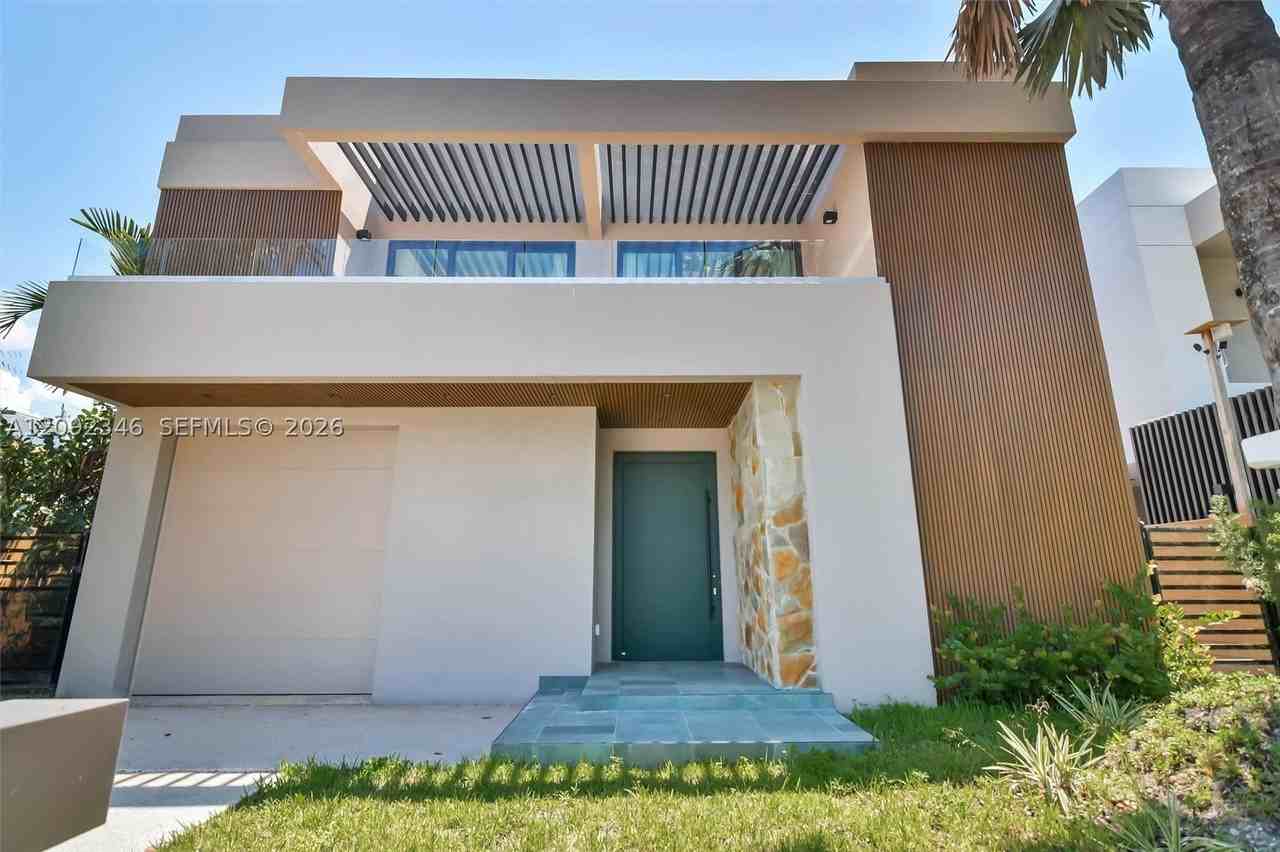 135 Sw 29th Rd - Photo 4 of 50