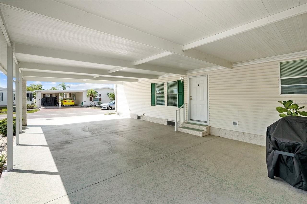 5601 Duncan Rd - Photo 3 of 12