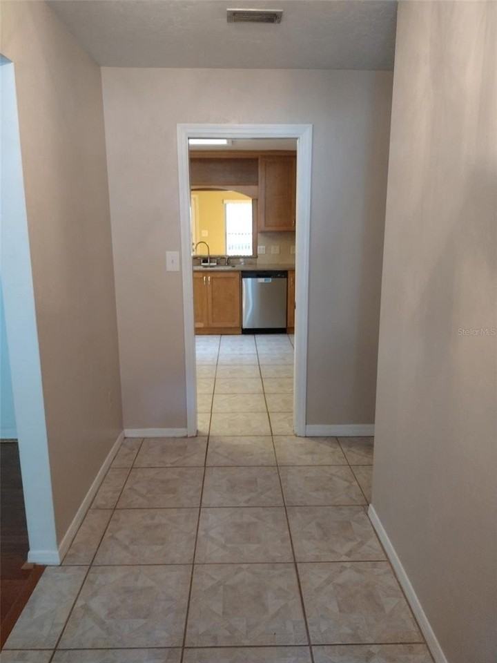 2418 Nw 63rd Ter - Photo 2 of 33