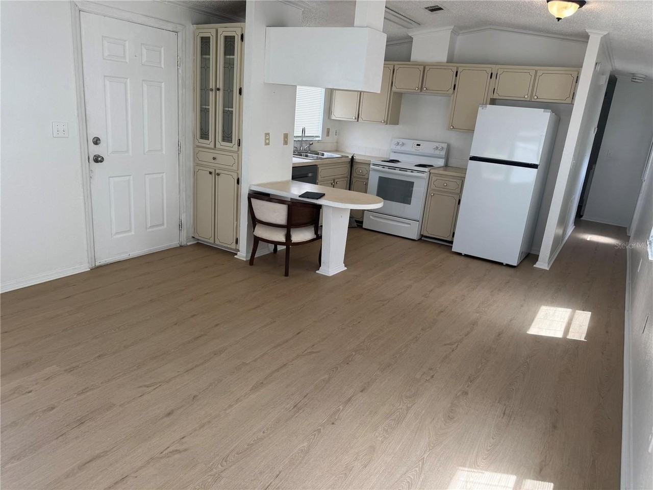 5016 County Road 157 - Photo 5 of 14