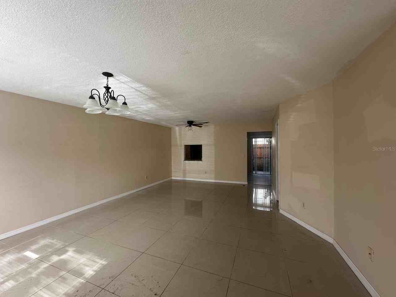 1608 Long Ridge Ct #274 - Photo 2 of 22