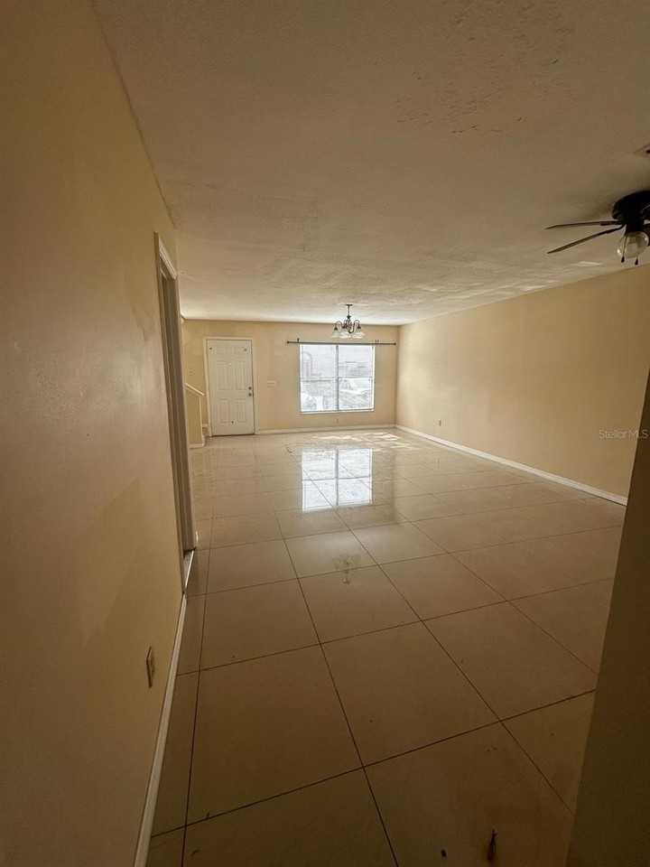 1608 Long Ridge Ct #274 - Photo 4 of 22