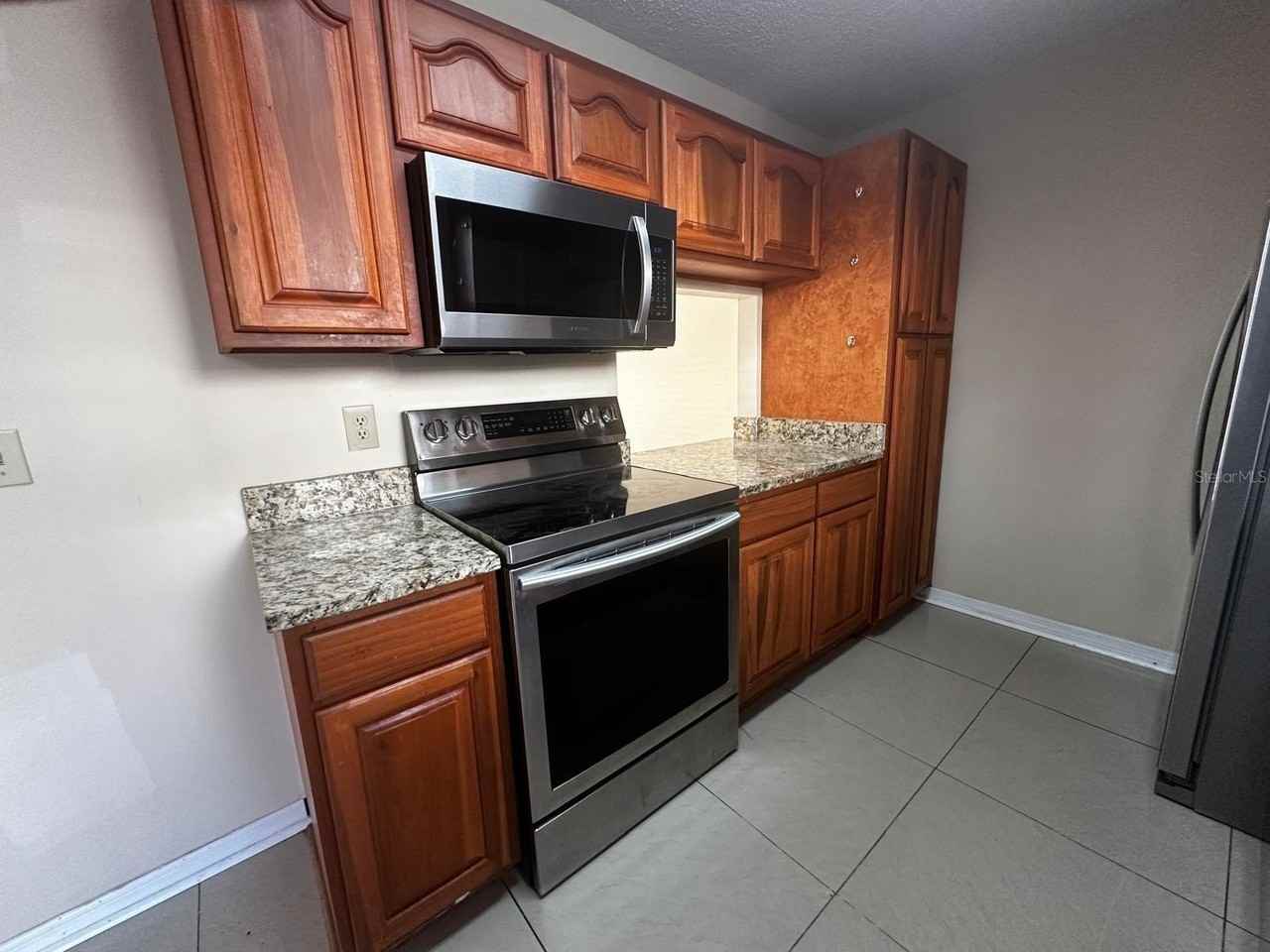 1608 Long Ridge Ct #274 - Photo 6 of 22