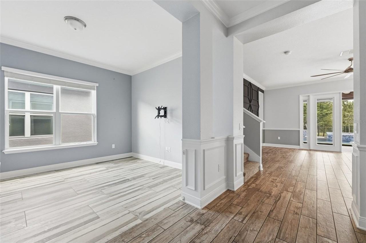12688 Salomon Cove Dr - Photo 6 of 20