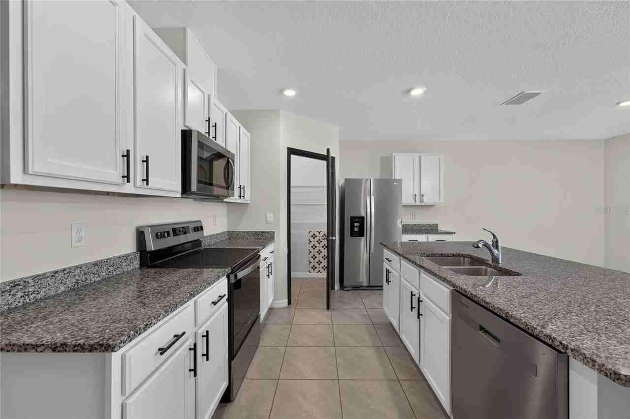 1725 Aurora Ridge Dr - Photo 6 of 31