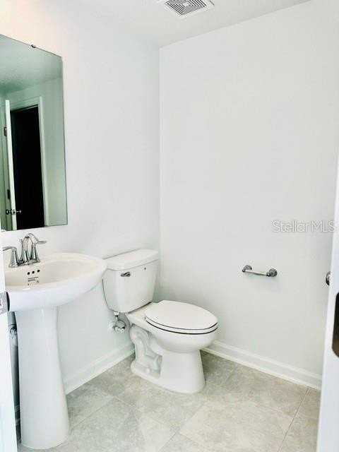 2584 Runners Cir - Photo 3 of 21