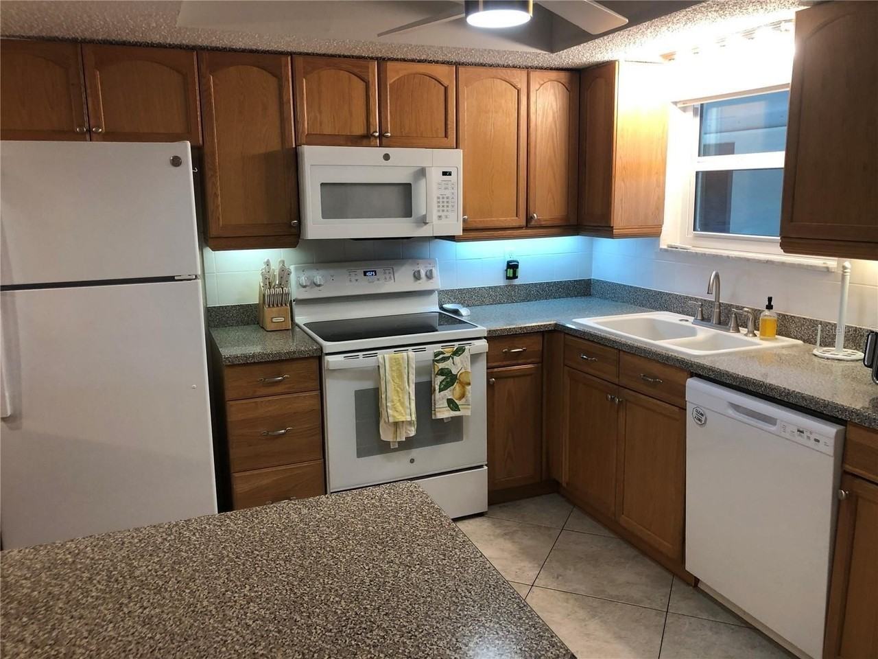 4660 Marine Pkwy #304 - Photo 4 of 13