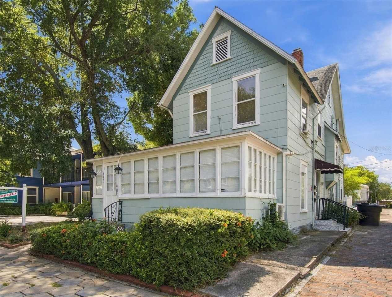 524 3rd St N #A - Photo 4 of 50