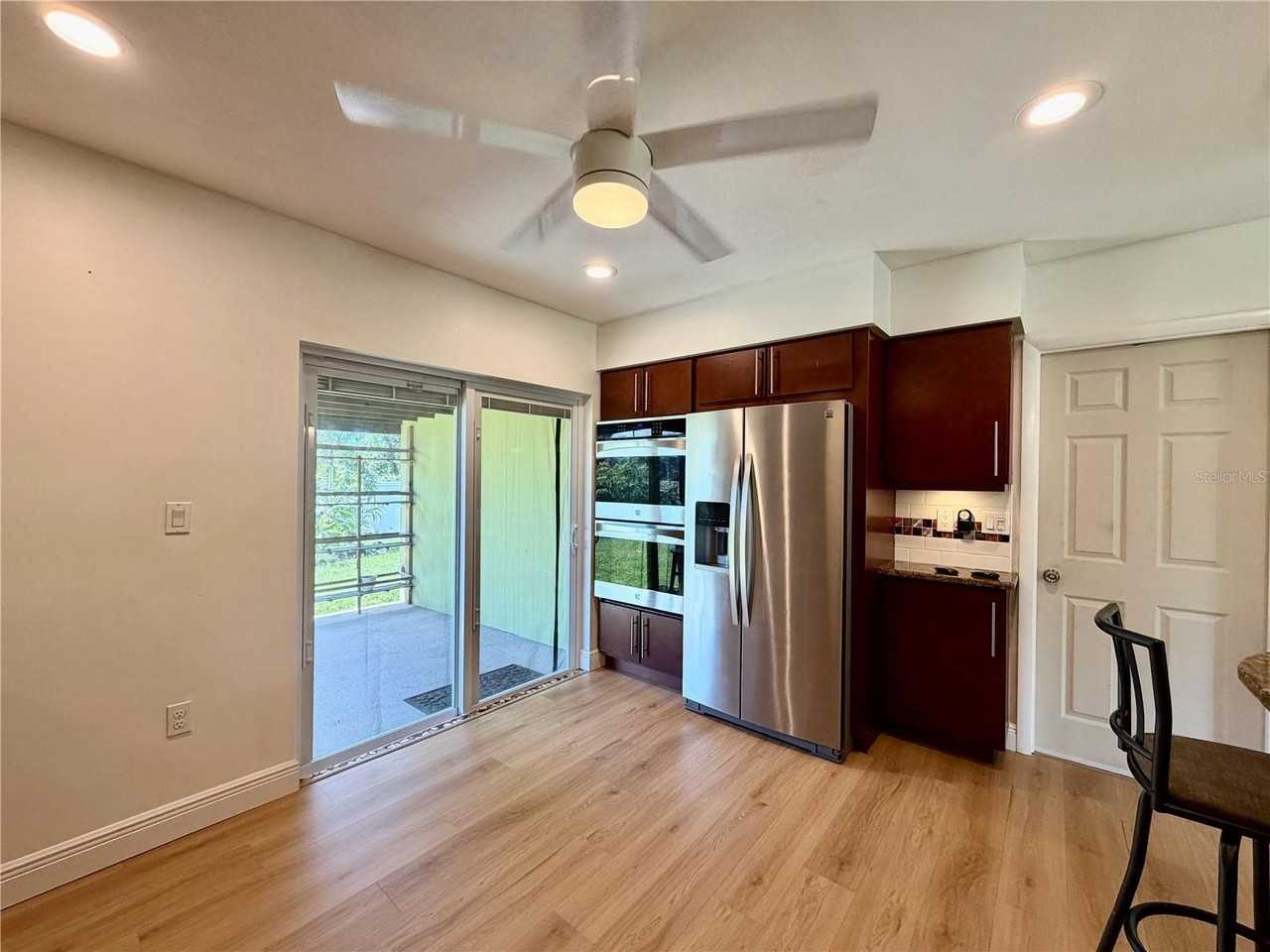 4100 45th Ave N - Photo 5 of 28