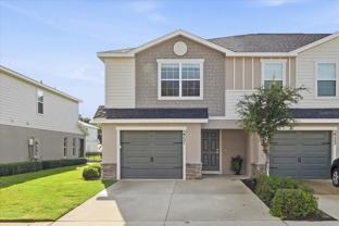2731 Idyll Lakes Cir - Photo 1 of 1
