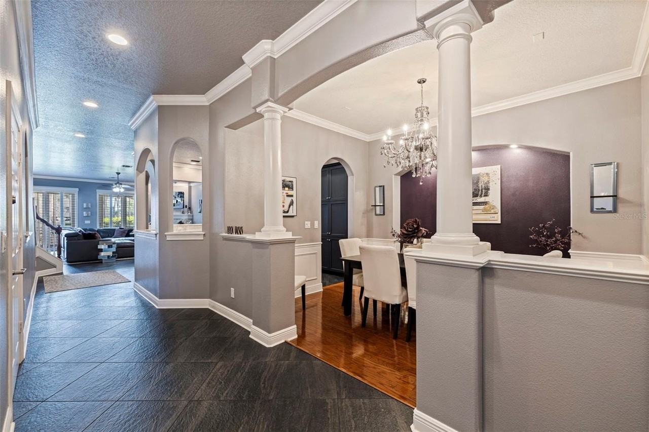 618 Saxony Blvd - Photo 6 of 50