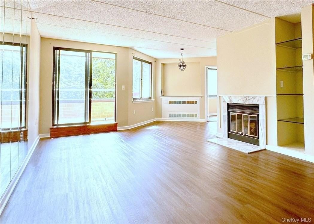 680 W Boston Post Rd #3Q - Photo 6 of 23