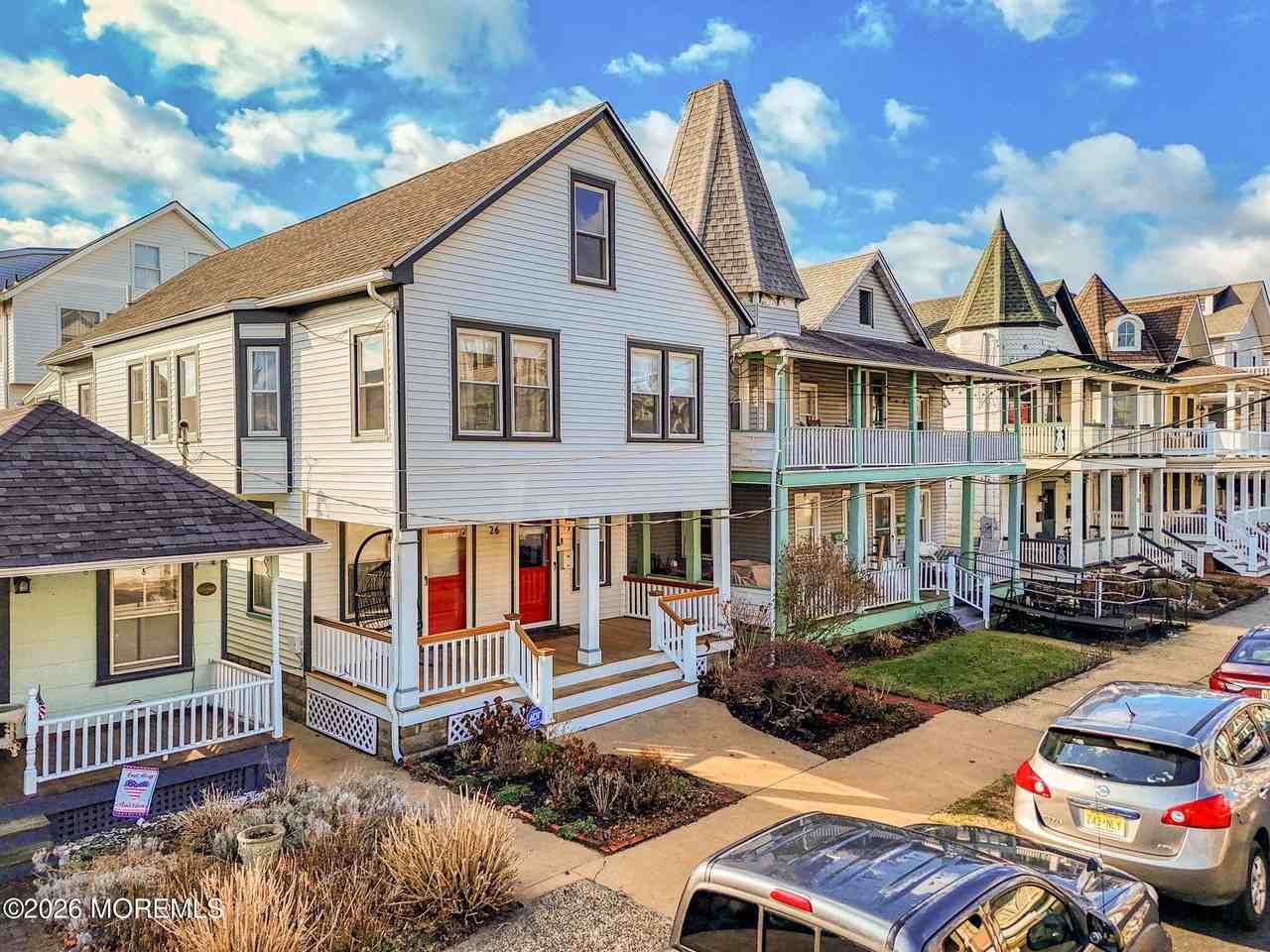 26 Heck Ave - Photo 2 of 41