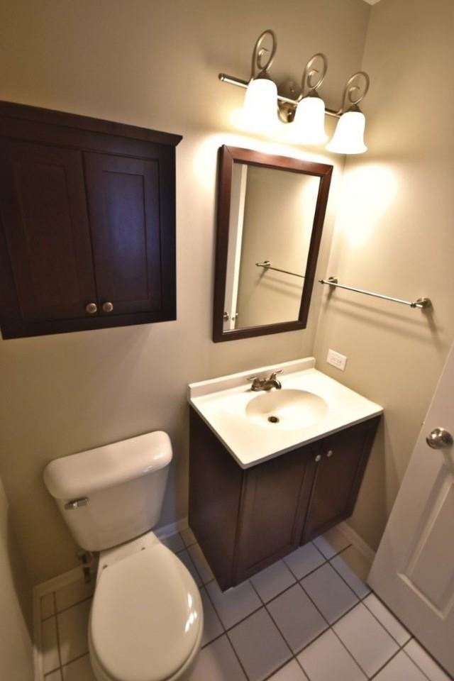 370 Sandhurst Ln #A - Photo 5 of 34
