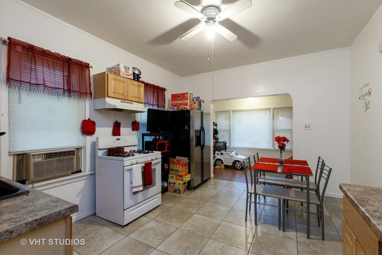 408 S 14th Ave #1 - Photo 5 of 11