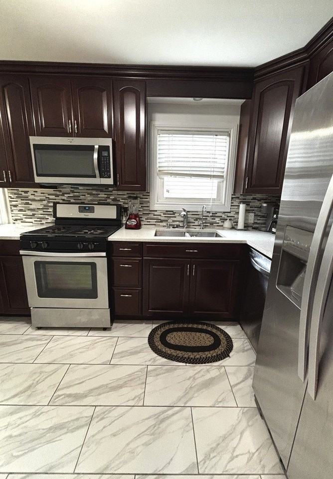 333 S Yale Ave - Photo 6 of 21