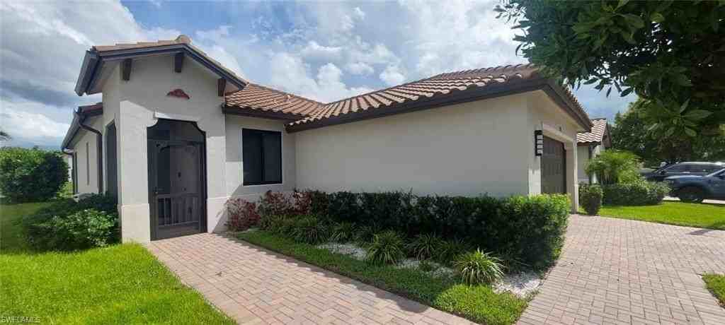 5020 Arancia Ln