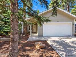 featured image of 2543 N Fox Run Dr