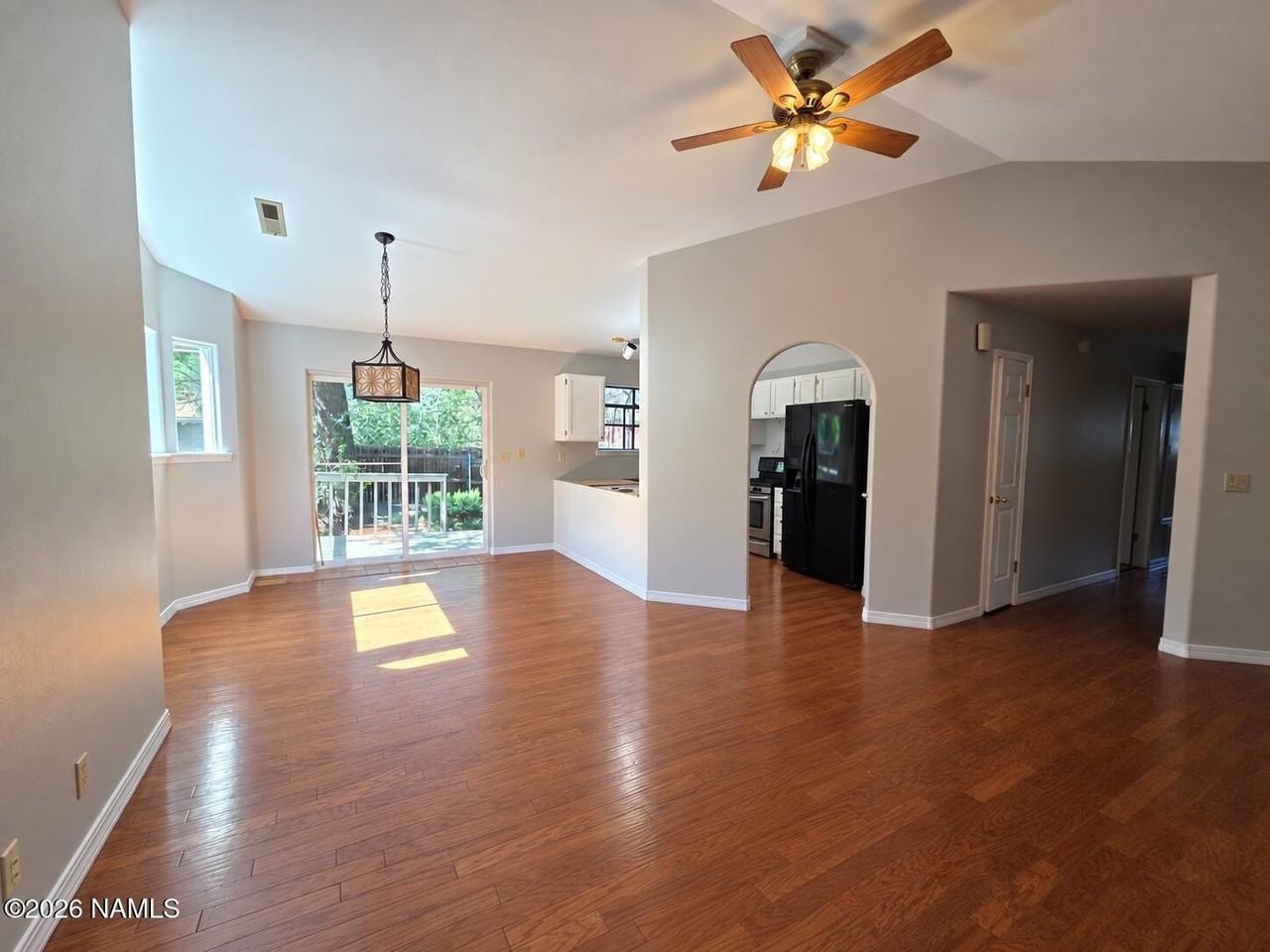 2543 N Fox Run Dr - Photo 2 of 12