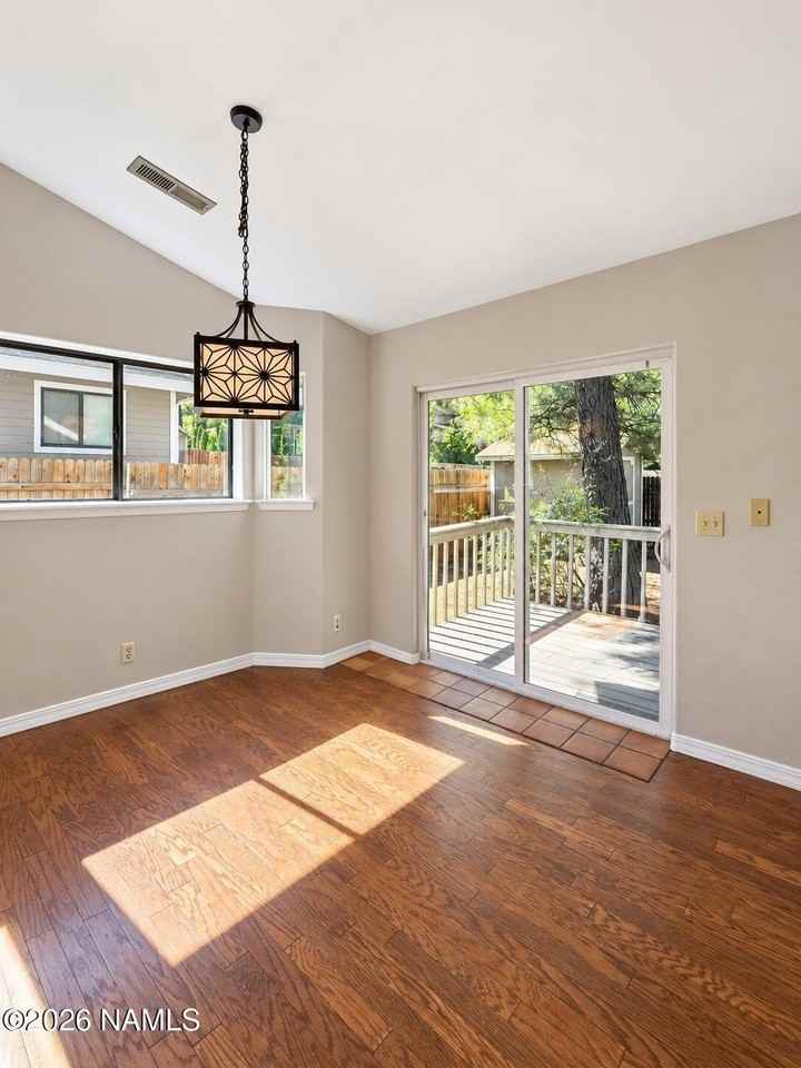2543 N Fox Run Dr - Photo 3 of 12
