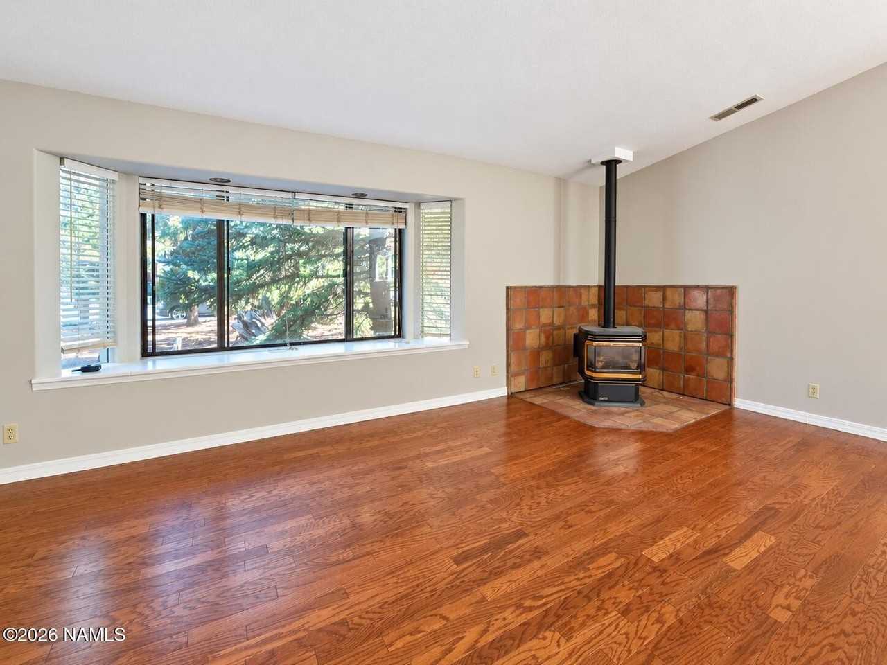 2543 N Fox Run Dr - Photo 4 of 12