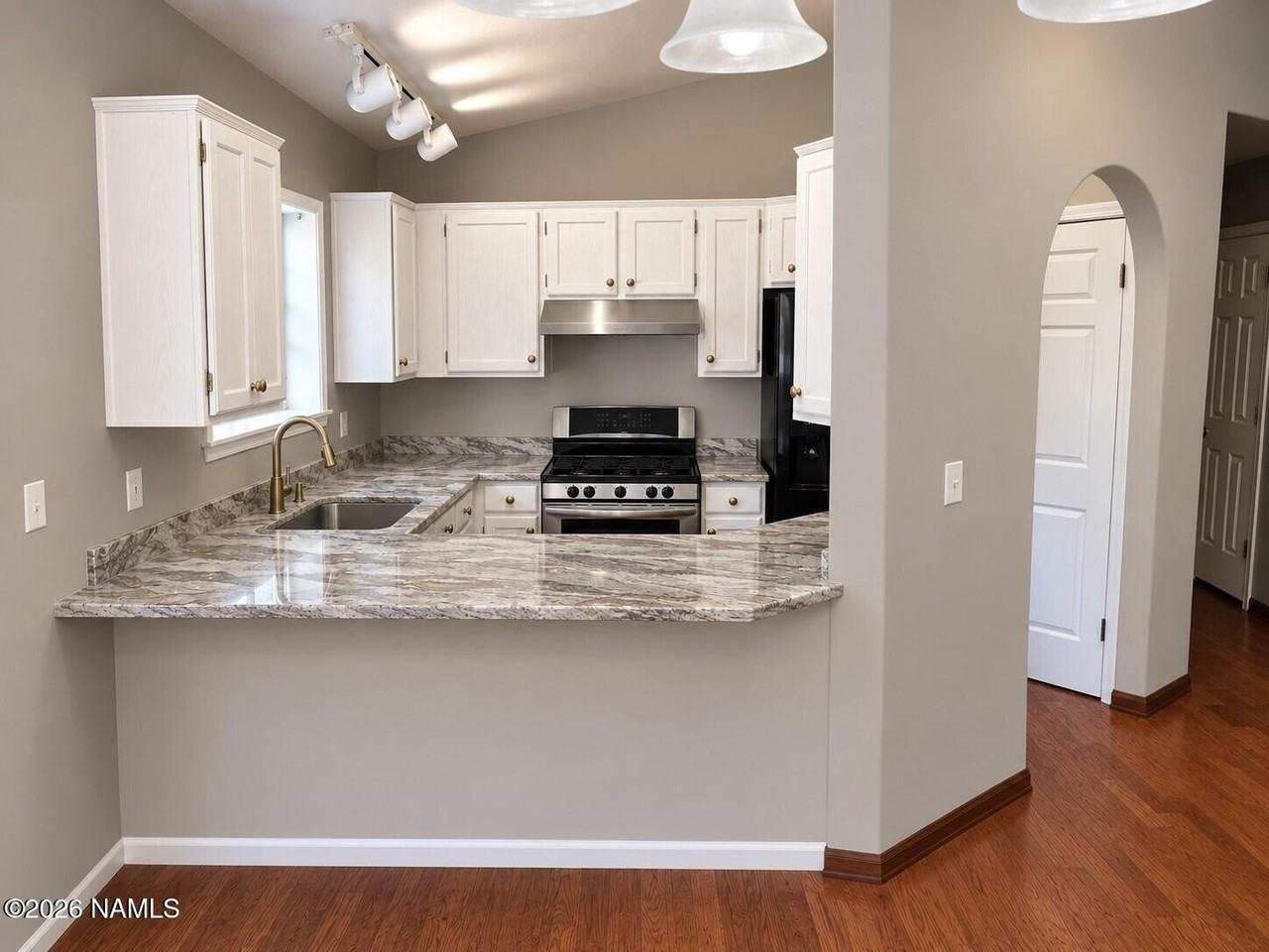 2543 N Fox Run Dr - Photo 5 of 12