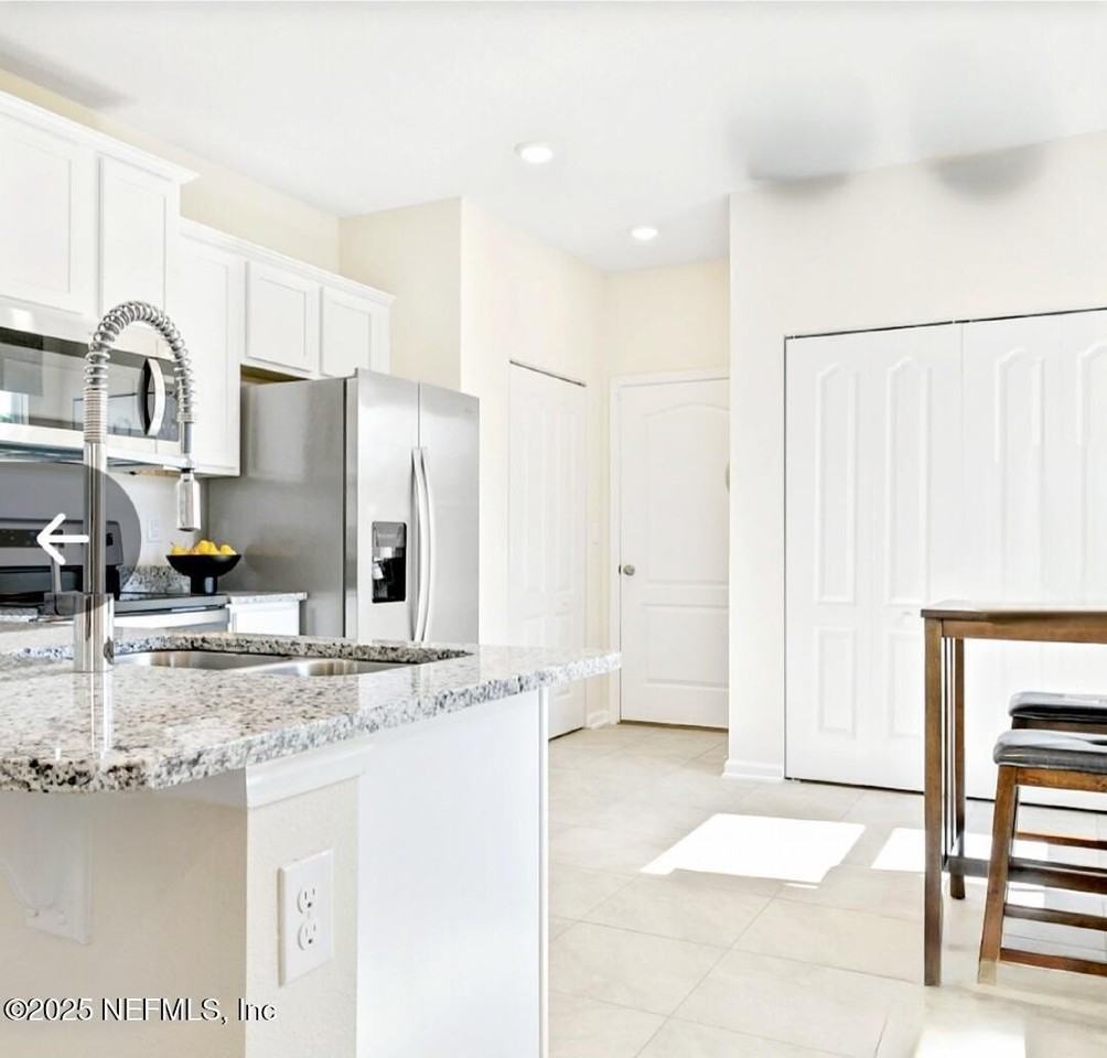 89 Playa De Luna Ln - Photo 3 of 18
