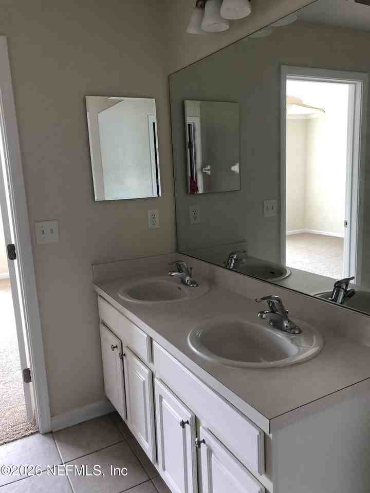 7126 Stonelion Cir - Photo 7 of 24