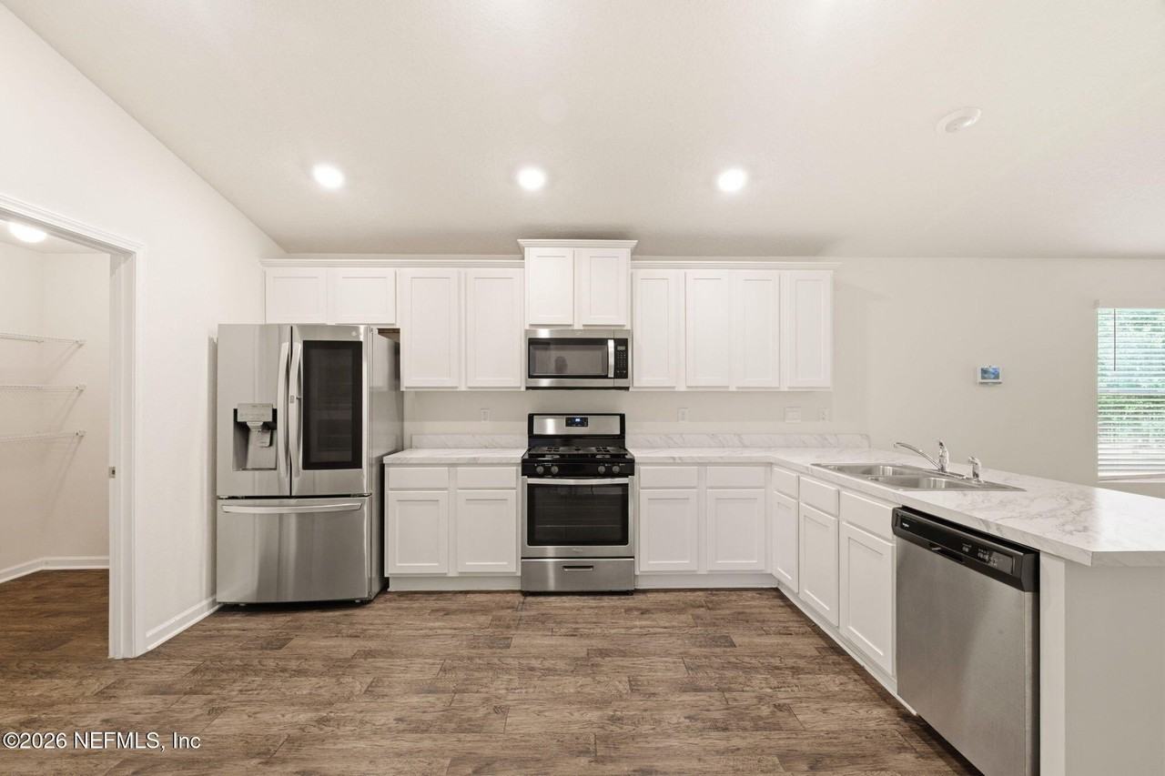 89 Logrono Ct - Photo 5 of 30