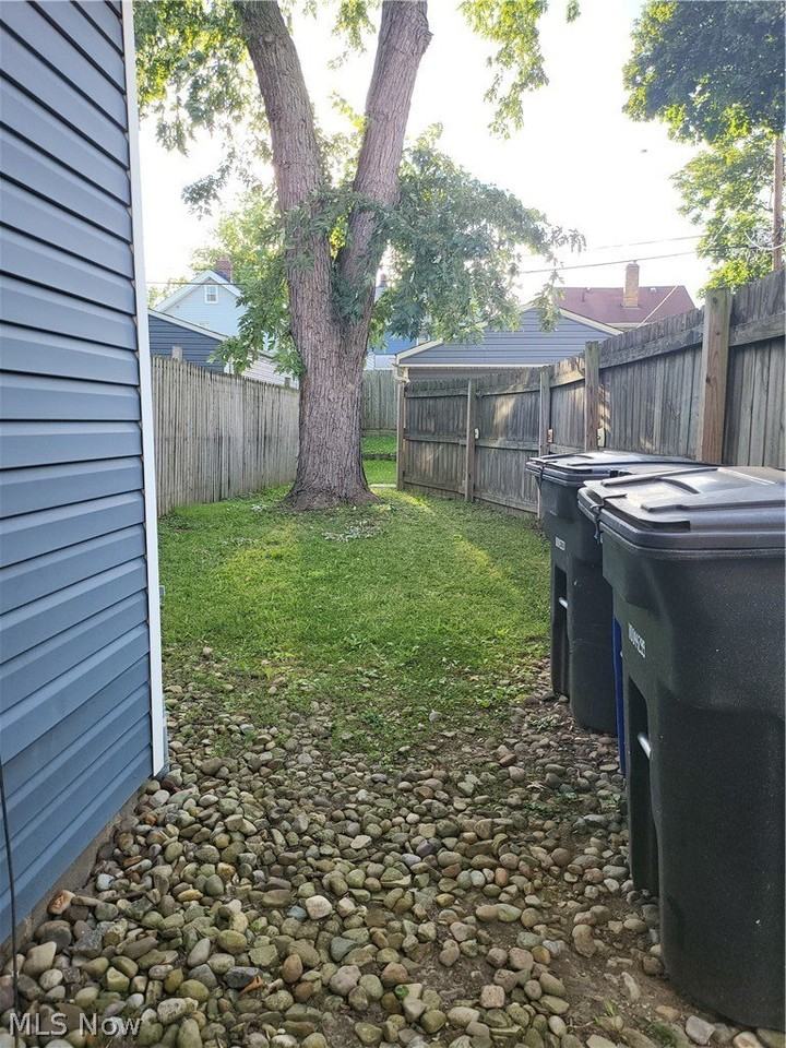 4050 Fulton Rd - Photo 3 of 6
