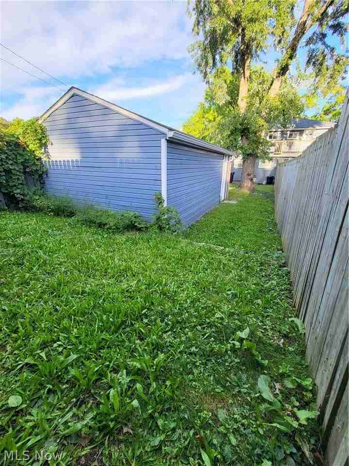 4050 Fulton Rd - Photo 5 of 6