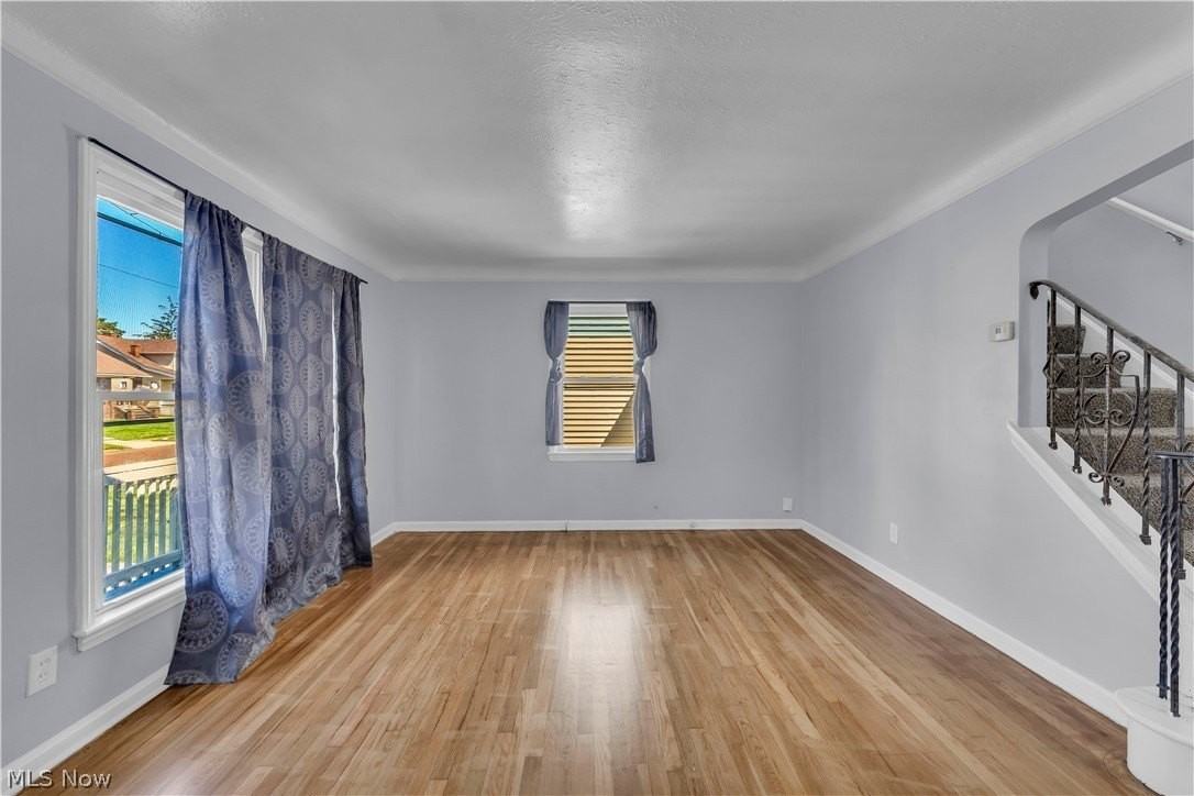 15506 Westview Ave - Photo 6 of 23