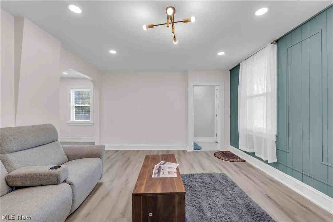 3024 Vega Ave - Photo 7 of 27