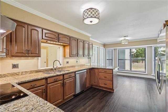 401 Flamingo Rd - Photo 7 of 31