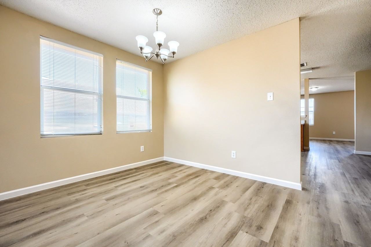 2640 Annalea Ln - Photo 7 of 26