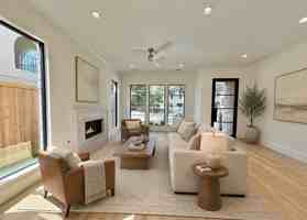 featured image of 4423 Emerson Ave
