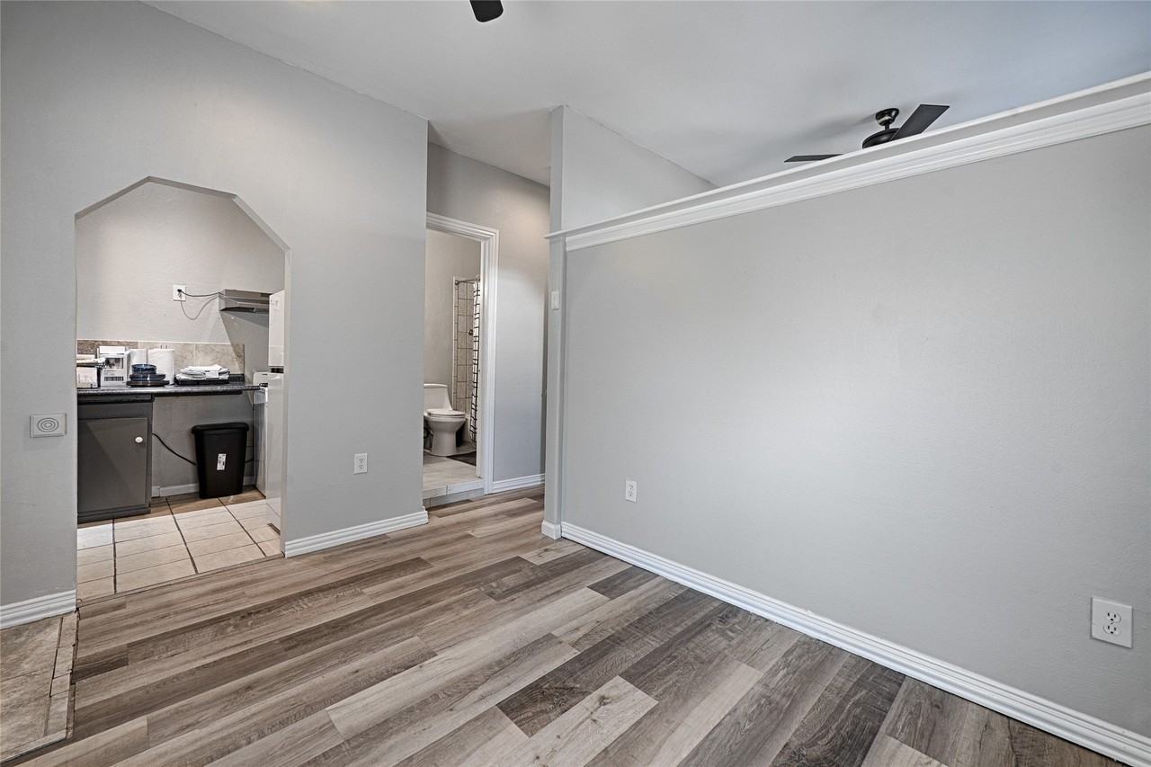 4574 County Road 895 - Photo 6 of 27