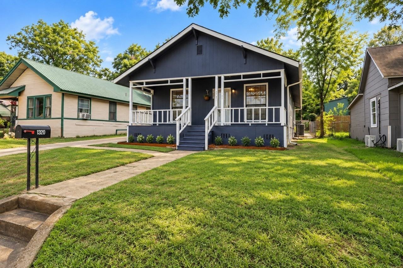 1320 W Morton St - Photo 4 of 34