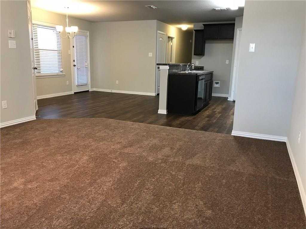 769 River Hill Ln - Photo 3 of 16