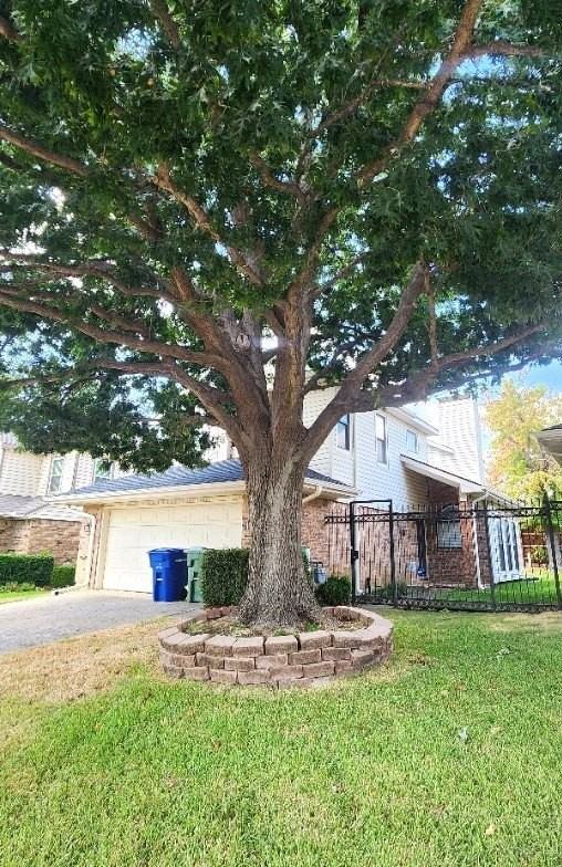 2107 Rose Cliff Ln - Photo 2 of 36